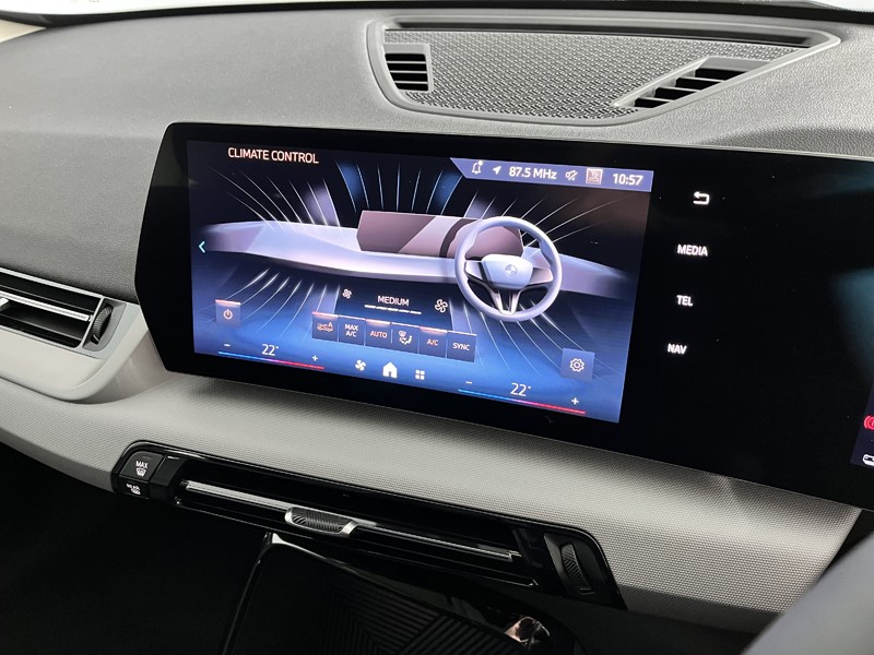 2024 (24) BMW iX1 150kW eDrive20 Sport 65kWh 5dr Auto 3798612