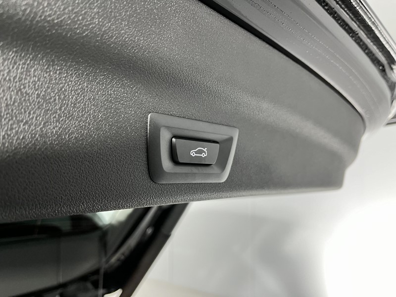 2024 (24) BMW iX1 150kW eDrive20 Sport 65kWh 5dr Auto 3798623