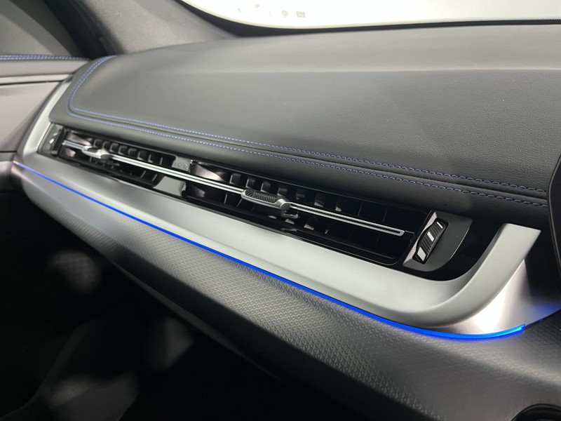 2024 (24) BMW iX1 150kW eDrive20 M Sport 65kWh 5dr Auto 3289629
