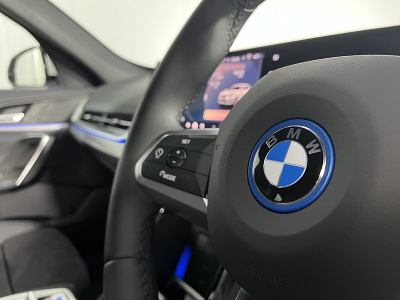 2024 (24) BMW iX1 150kW eDrive20 M Sport 65kWh 5dr Auto 3289624