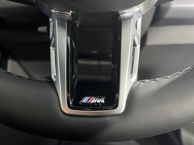 2024 (24) BMW iX1 150kW eDrive20 M Sport 65kWh 5dr Auto 3289627