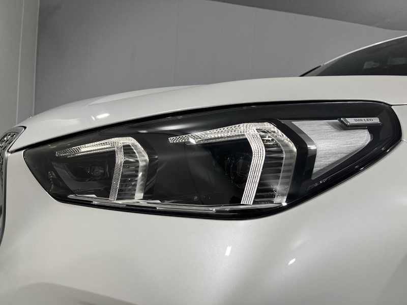 2024 (24) BMW iX1 150kW eDrive20 M Sport 65kWh 5dr Auto 3289642