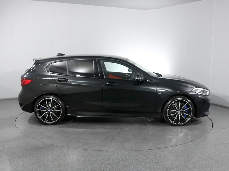 2024 (24) BMW 1 SERIES 118i [136] M Sport 5dr Step Auto [LCP] 3284198