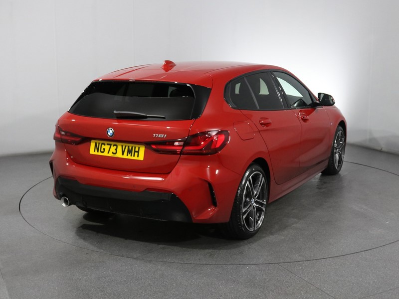 2023 (73) BMW 1 SERIES 118i M Sport 5dr Step Auto 3255015