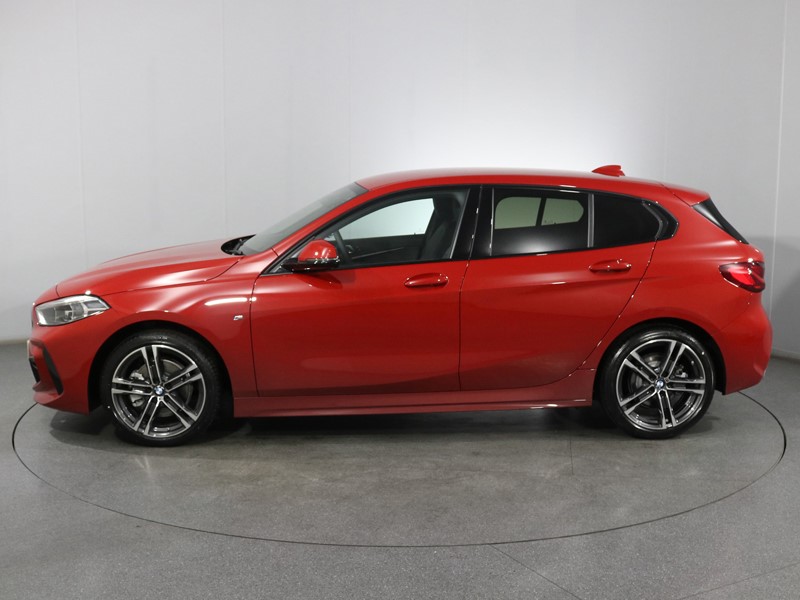 2023 (73) BMW 1 SERIES 118i M Sport 5dr Step Auto 3255014