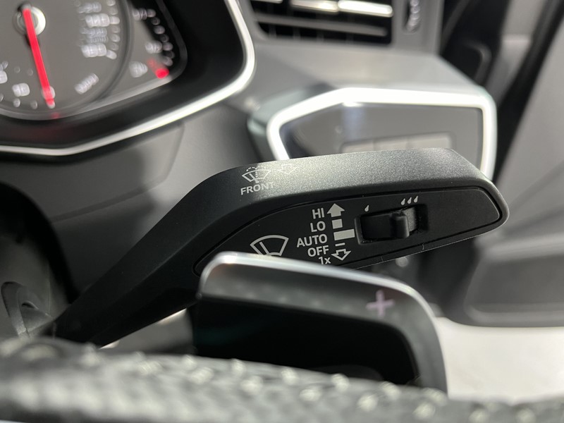 2020 (20) AUDI A6 40 TDI Black Edition 4dr S Tronic 3443025