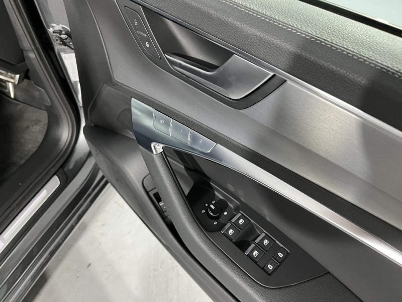 2020 (20) AUDI A6 40 TDI Black Edition 4dr S Tronic 3443019