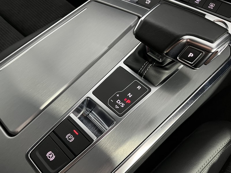 2020 (20) AUDI A6 40 TDI Black Edition 4dr S Tronic 3443009