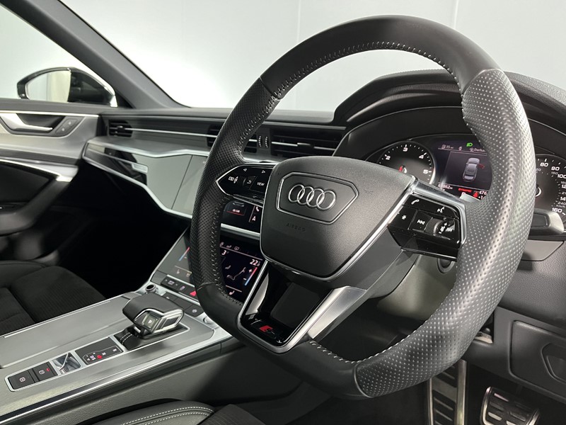 2020 (20) AUDI A6 40 TDI Black Edition 4dr S Tronic 3443005