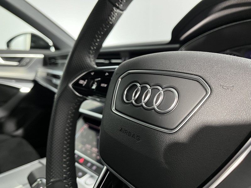 2020 (20) AUDI A6 40 TDI Black Edition 4dr S Tronic 3443021