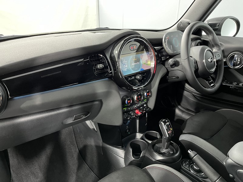 2024 (24) MINI CONVERTIBLE 2.0 Cooper S Sport Premium 2dr Auto 3603070