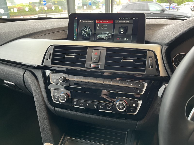 2017 (67) BMW 4 SERIES 420d [190] M Sport 5dr Auto [Professional Media] 3323029