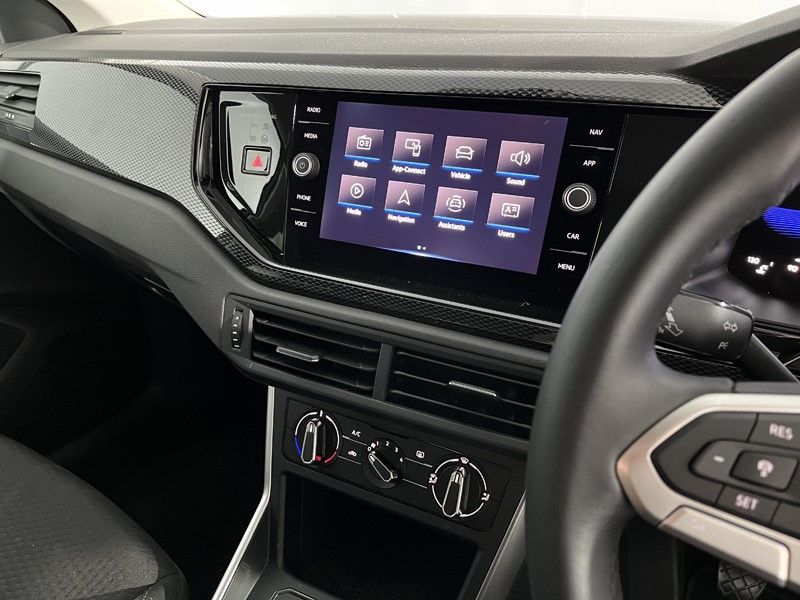 2023 (23) VOLKSWAGEN POLO 1.0 TSI Life 5dr 3442063