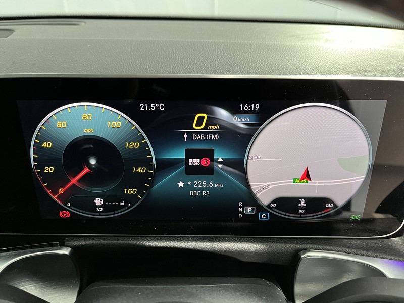 2020 (20) MERCEDES-BENZ GLB 220d 4Matic AMG Line Prem 5dr 8G-Tron [5 seat] 3336875