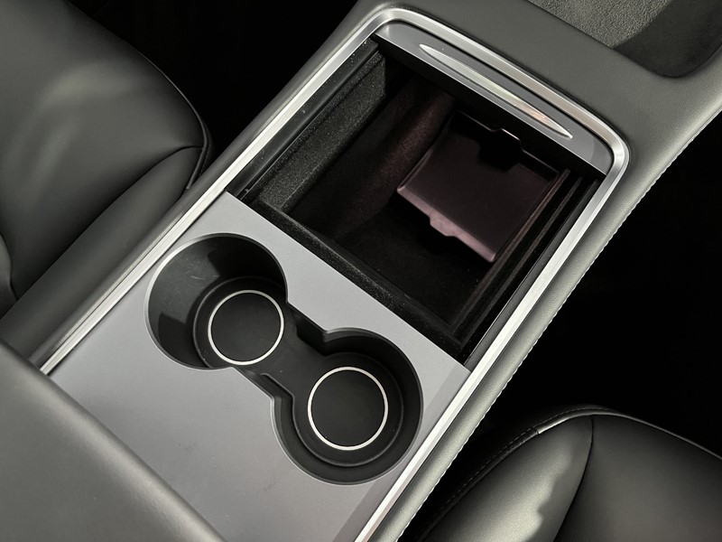 2022 (72) TESLA MODEL Y Long Range AWD 5dr Auto 3373907