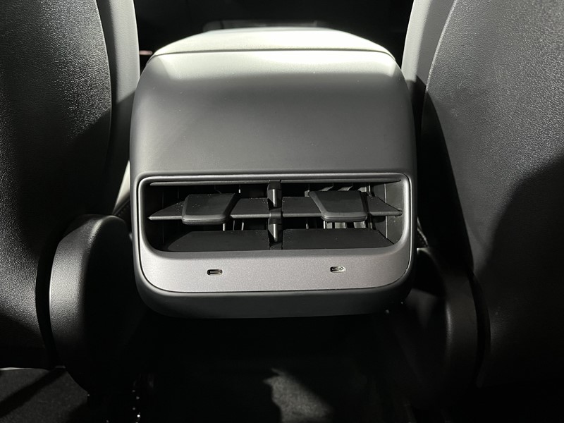 2022 (72) TESLA MODEL Y Long Range AWD 5dr Auto 3373914