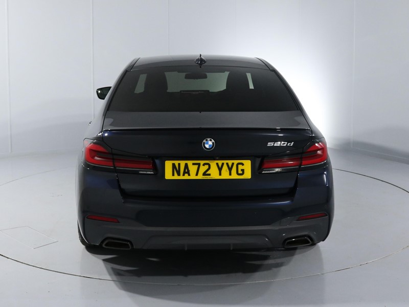 2022 (72) BMW 5 SERIES 520d MHT M Sport 4dr Step Auto 3410809