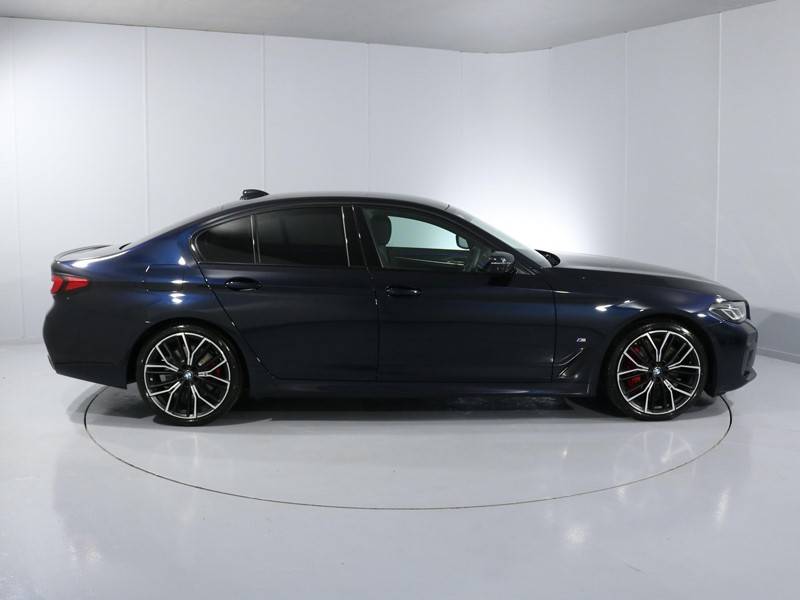 2022 (72) BMW 5 SERIES 520d MHT M Sport 4dr Step Auto 3410797
