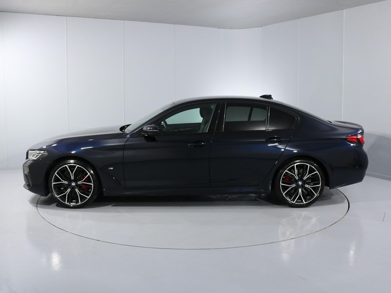 2022 (72) BMW 5 SERIES 520d MHT M Sport 4dr Step Auto 3410842