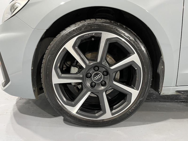 2022 (71) AUDI A1 30 TFSI 110 Black Edition 5dr 3391527