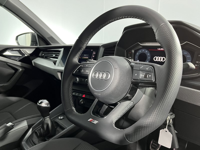 2022 (71) AUDI A1 30 TFSI 110 Black Edition 5dr 3391519