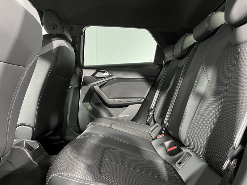 2022 (71) AUDI A1 30 TFSI 110 Black Edition 5dr 3391544