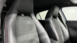 2017 (17) MERCEDES-BENZ GLA 200d AMG Line 5dr Auto 3399401