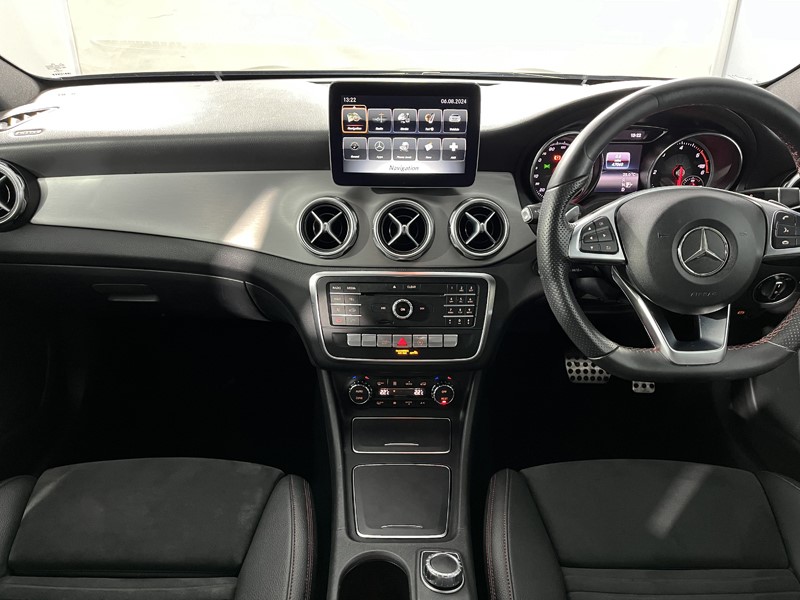 2017 (17) MERCEDES-BENZ GLA 200d AMG Line 5dr Auto 3399394