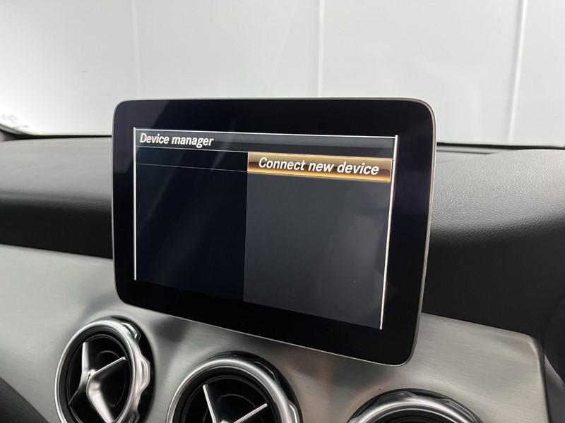 2017 (17) MERCEDES-BENZ GLA 200d AMG Line 5dr Auto 3399417
