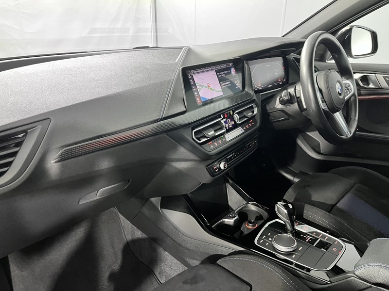 2021 (71) BMW 1 SERIES M135i xDrive 5dr Step Auto 3584233