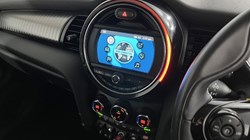 2019 (69) MINI HATCHBACK 1.5 Cooper Exclusive II 3dr Auto 3440723