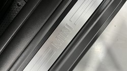2019 (69) MINI HATCHBACK 1.5 Cooper Exclusive II 3dr Auto 3440733