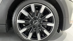 2019 (69) MINI HATCHBACK 1.5 Cooper Exclusive II 3dr Auto 3440728