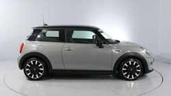 2019 (69) MINI HATCHBACK 1.5 Cooper Exclusive II 3dr Auto 3440718
