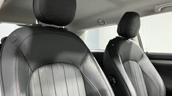 2019 (69) MINI HATCHBACK 1.5 Cooper Exclusive II 3dr Auto 3440726