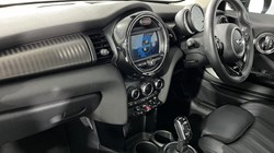 2019 (69) MINI HATCHBACK 1.5 Cooper Exclusive II 3dr Auto 3440722