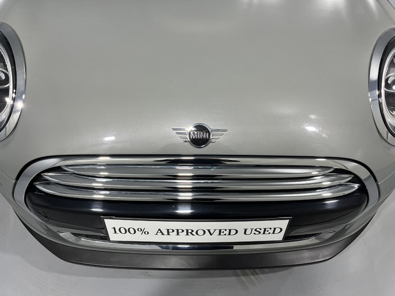 2019 (69) MINI HATCHBACK 1.5 Cooper Exclusive II 3dr Auto 3440749