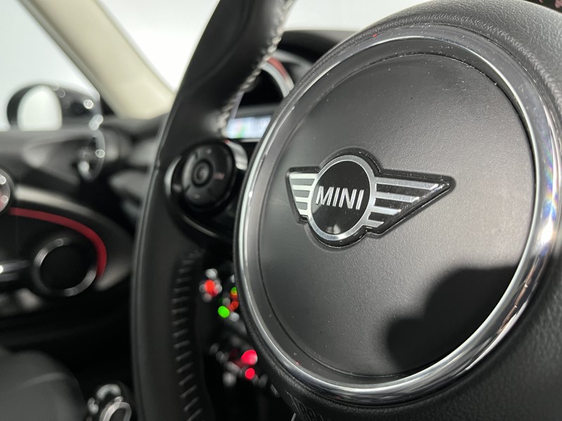 2019 (69) MINI HATCHBACK 1.5 Cooper Exclusive II 3dr Auto 3440736