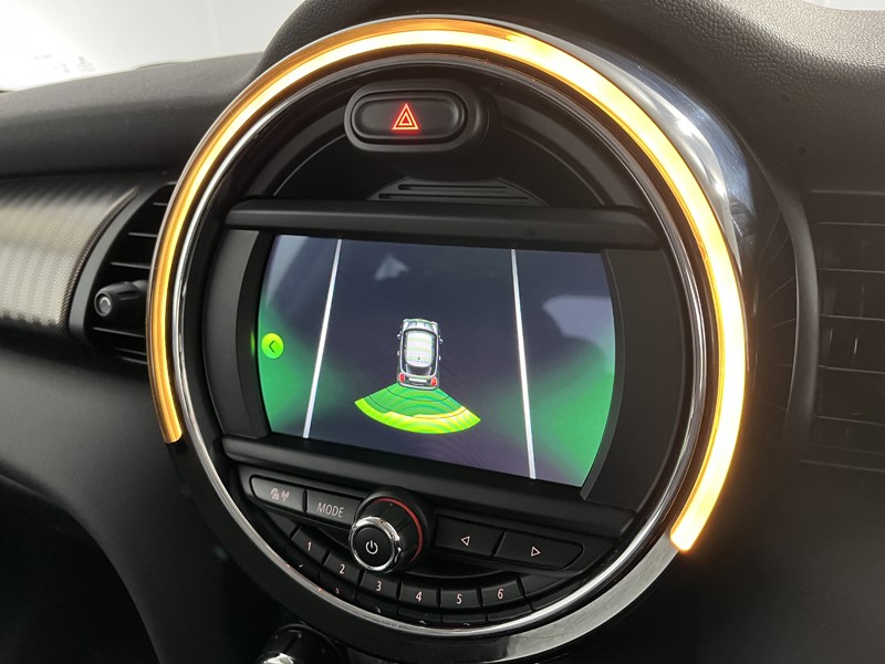 2019 (69) MINI HATCHBACK 1.5 Cooper Exclusive II 3dr Auto 3440732