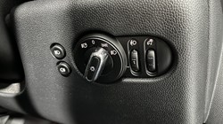 2019 (69) MINI HATCHBACK 1.5 Cooper Exclusive II 3dr Auto 3440735