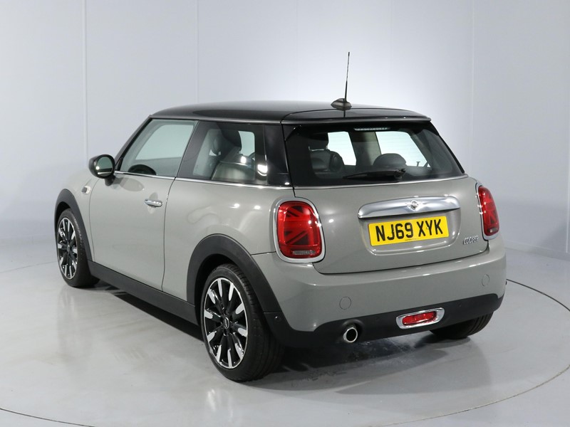 2019 (69) MINI HATCHBACK 1.5 Cooper Exclusive II 3dr Auto 3440717