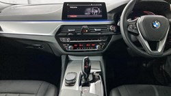 2019 (69) BMW 5 SERIES 520d SE 4dr Auto 3449303
