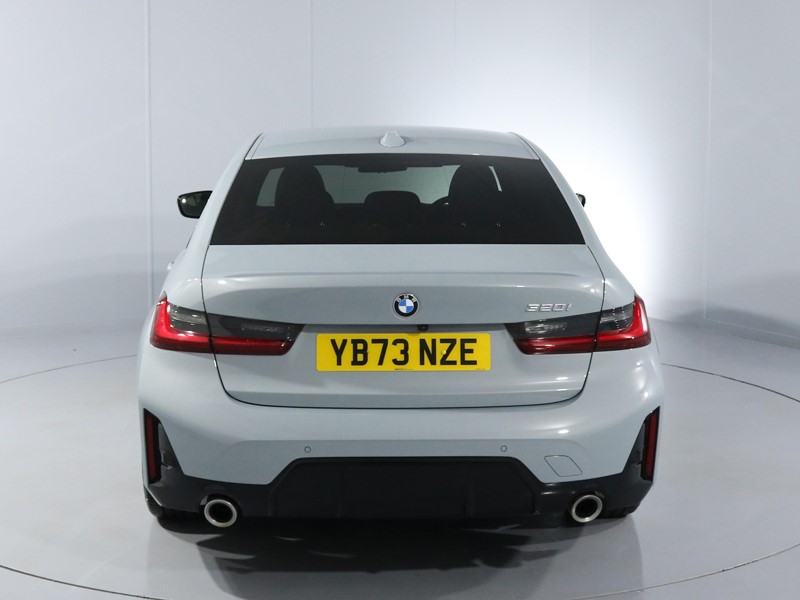 2023 (73) BMW 3 SERIES 320i M Sport 4dr Step Auto 3447076