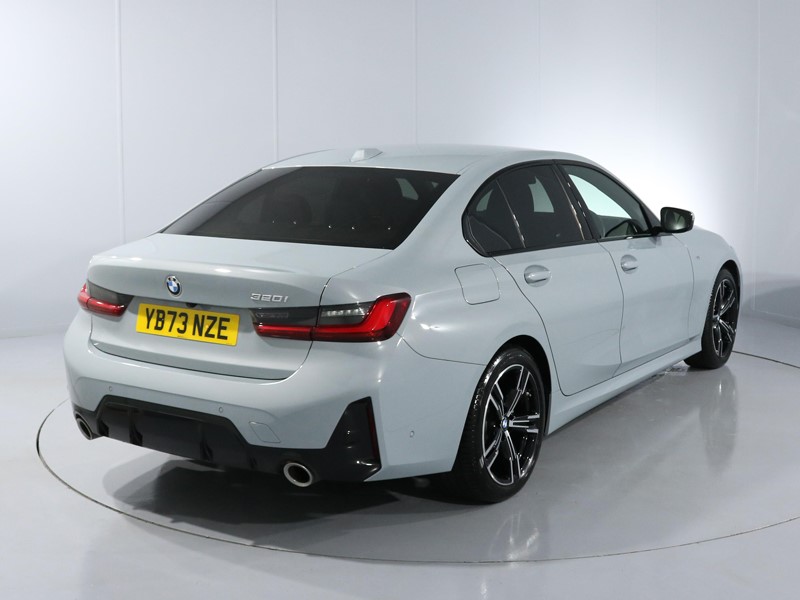2023 (73) BMW 3 SERIES 320i M Sport 4dr Step Auto 3447108