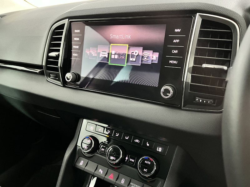 2019 (19) SKODA KAROQ 1.6 TDI SE L 5dr DSG 3446962