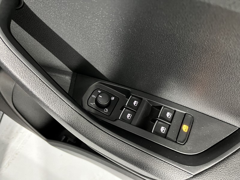 2019 (19) SKODA KAROQ 1.6 TDI SE L 5dr DSG 3446973