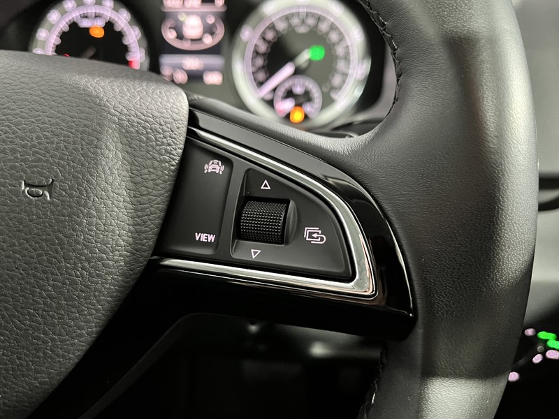 2019 (19) SKODA KAROQ 1.6 TDI SE L 5dr DSG 3446976