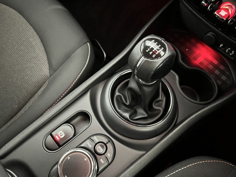 2016 (65) MINI CLUBMAN 1.5 Cooper 6dr 3455166