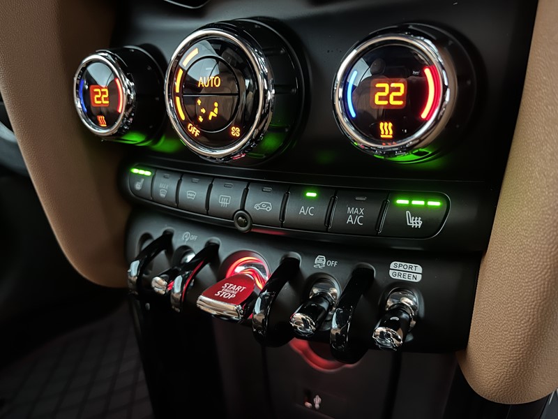 2018 (68) MINI CONVERTIBLE 2.0 Cooper S II 2dr Auto 3476159