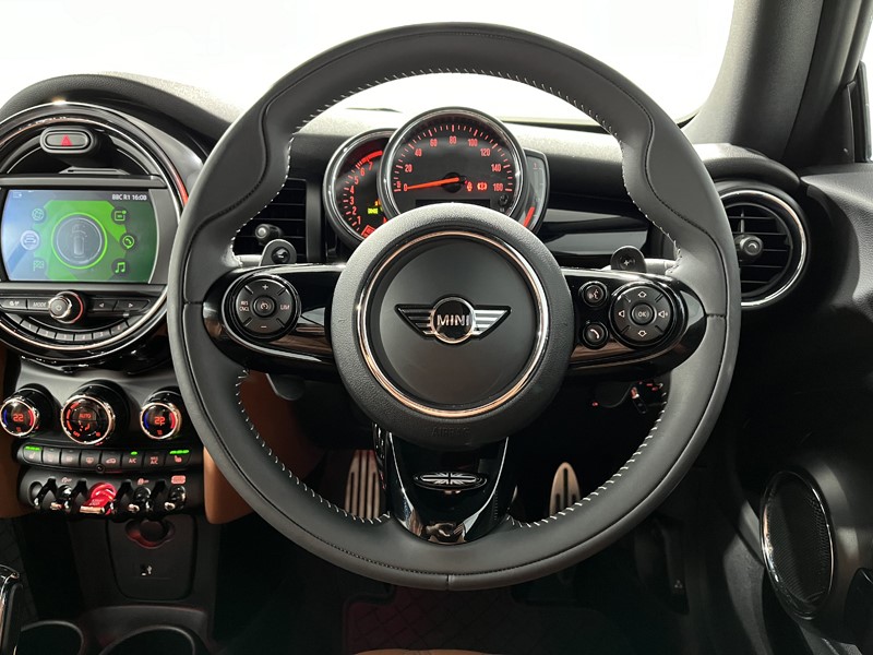 2018 (68) MINI CONVERTIBLE 2.0 Cooper S II 2dr Auto 3476137